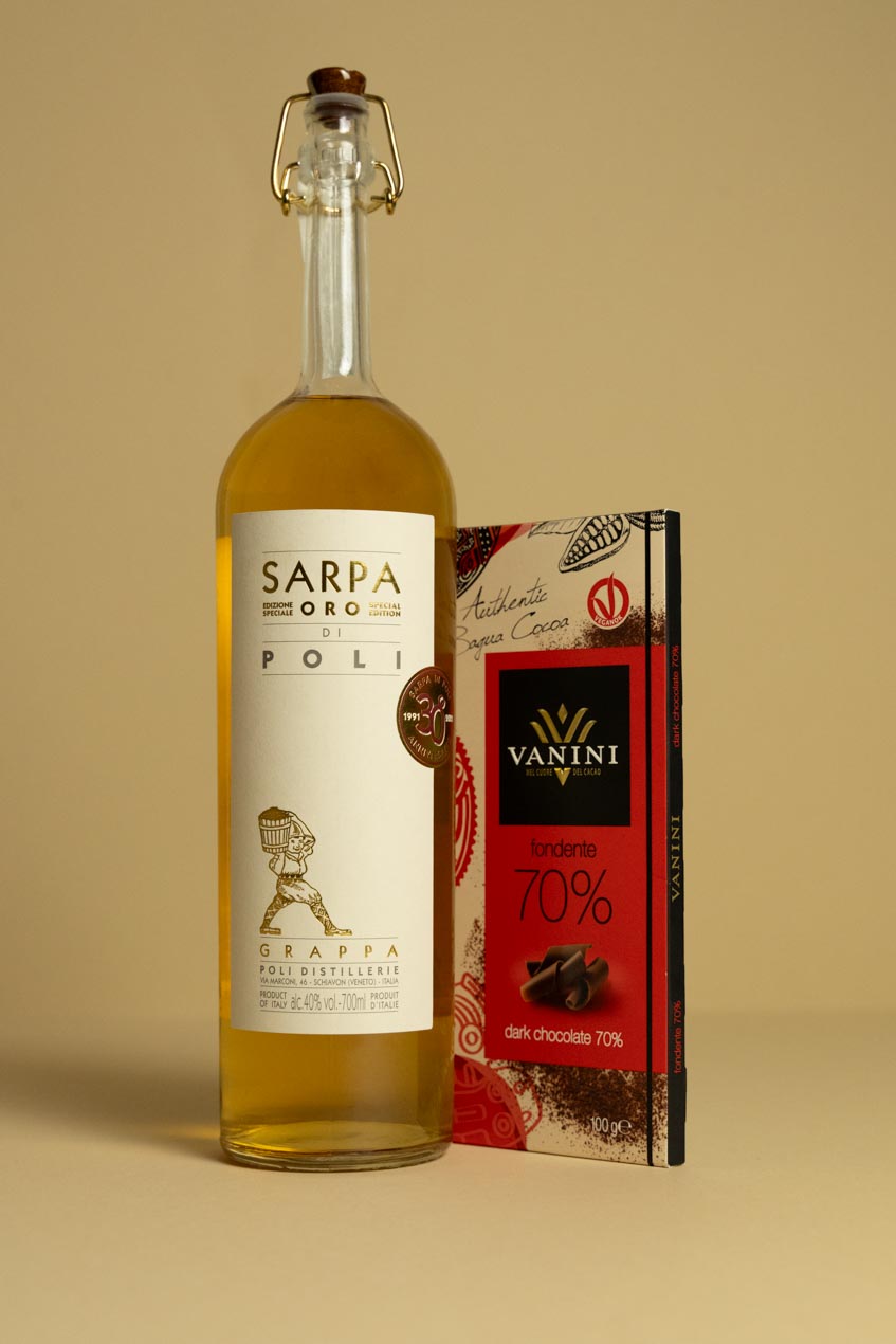 Grappa Sarpa con Tavoletta Vanini Bagua 70% Idee regalo Icam Cioccolato 1