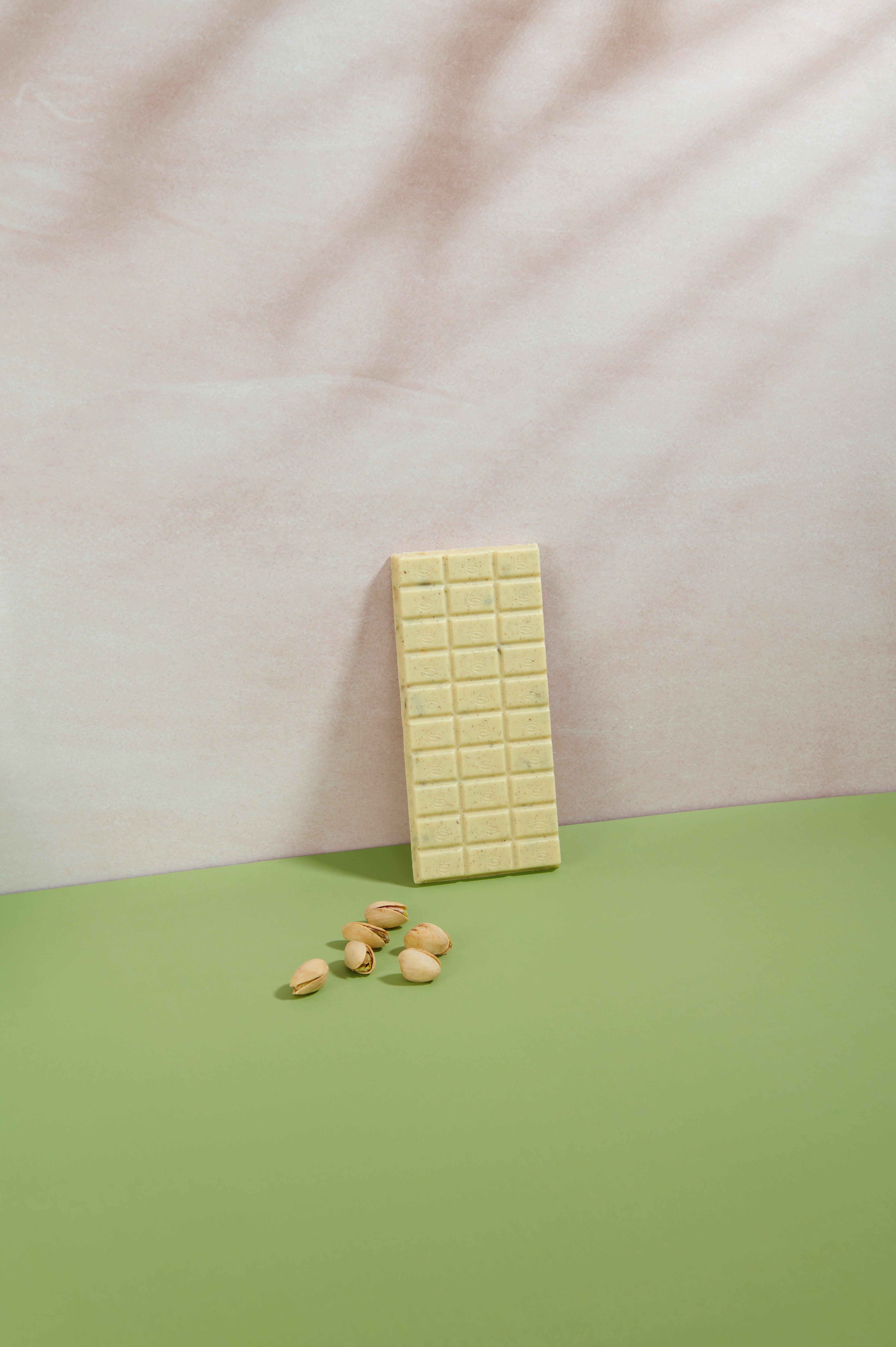Vanini Tasting Experience white chocolate and salted pistachio grain bar