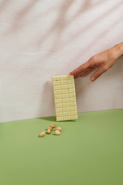 Vanini Tasting Experience white chocolate and salted pistachio grain bar